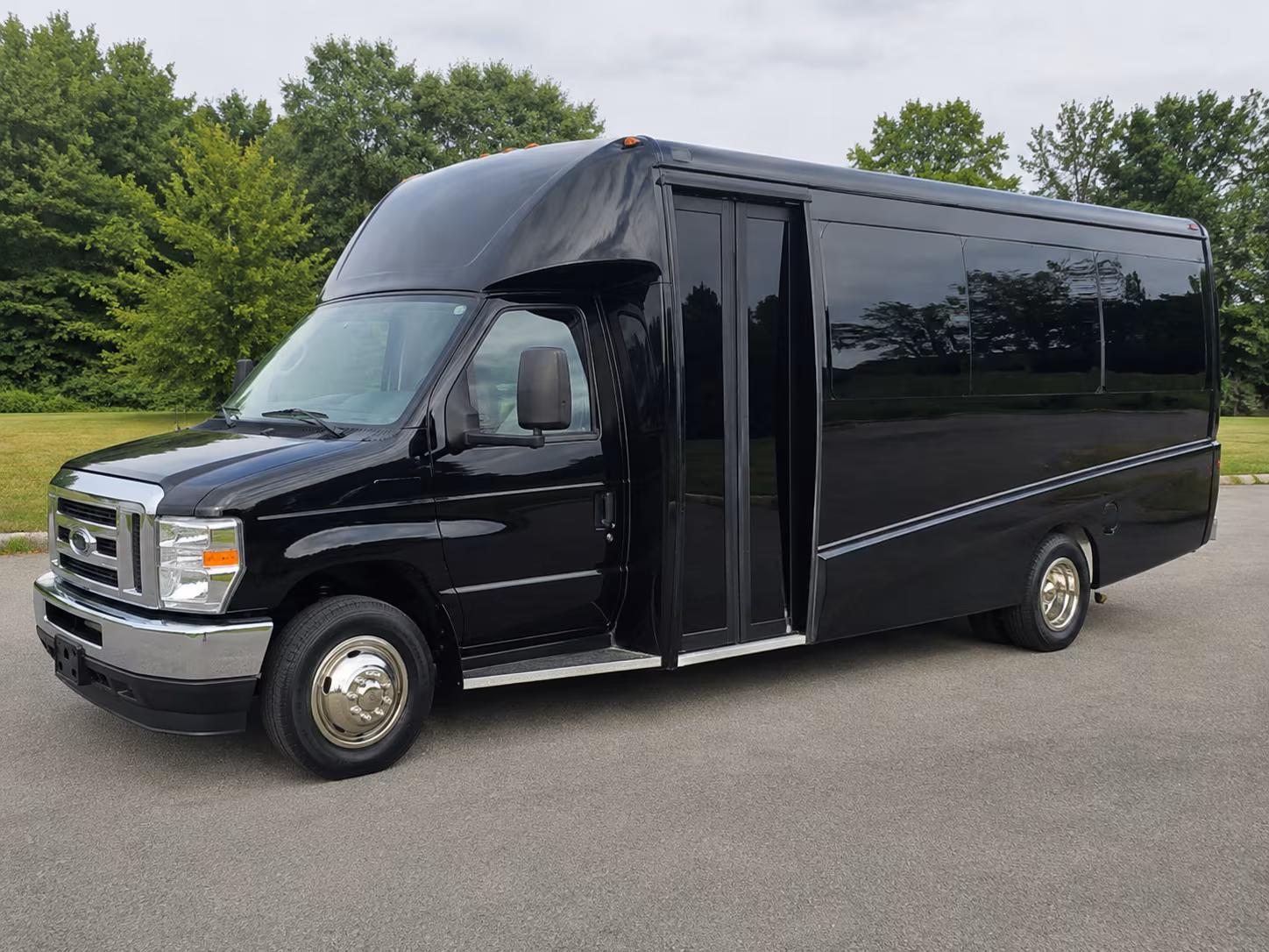 mission viejo airport transportation onboard seating